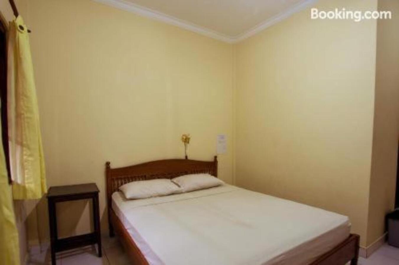 Segara Sadhu Inn Kuta By Ecommerceloka Kuta Lombok Exterior foto