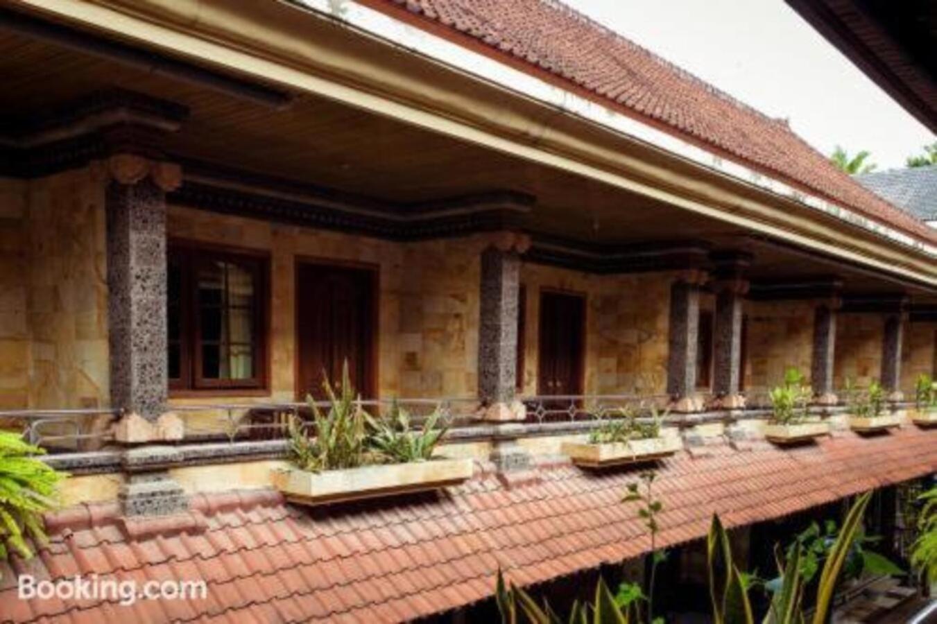 Segara Sadhu Inn Kuta By Ecommerceloka Kuta Lombok Exterior foto