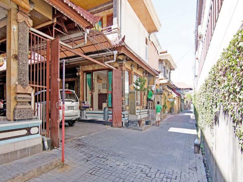 Segara Sadhu Inn Kuta By Ecommerceloka Kuta Lombok Exterior foto