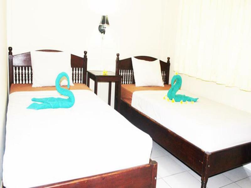Segara Sadhu Inn Kuta By Ecommerceloka Kuta Lombok Exterior foto